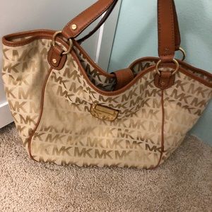 MICHAEL KORS BAG